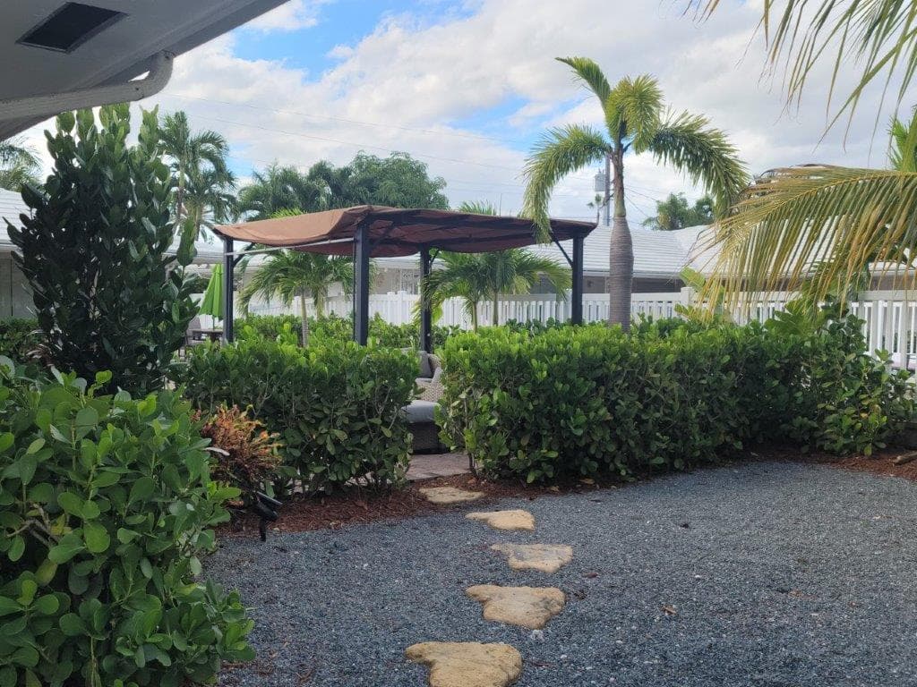 Tropical Gardens